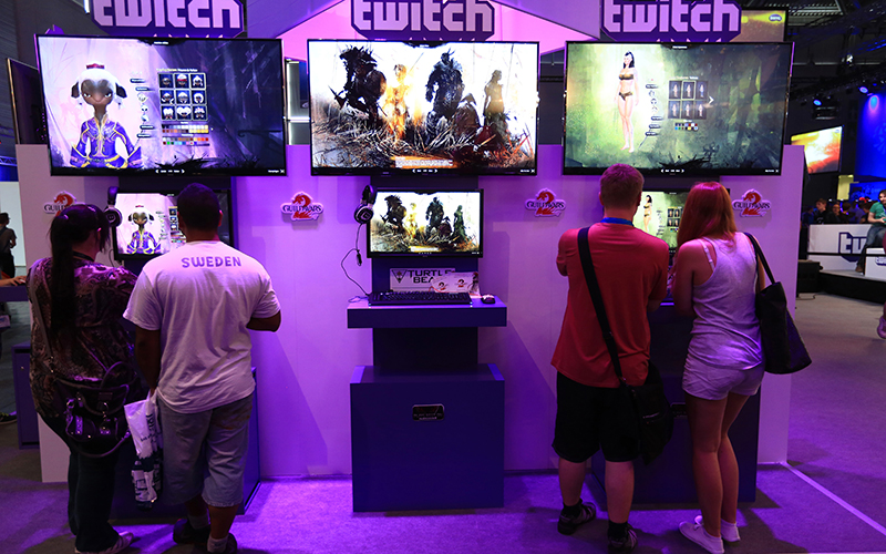 Twitch (توییچ) چیست