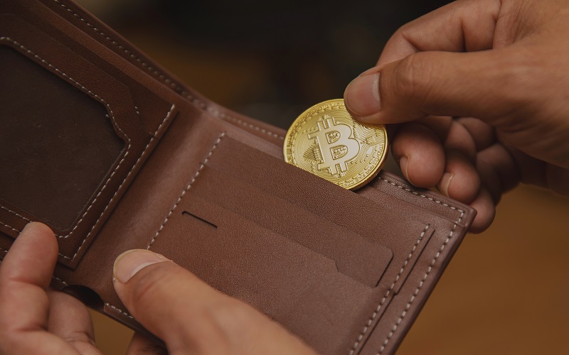 BITCOIN