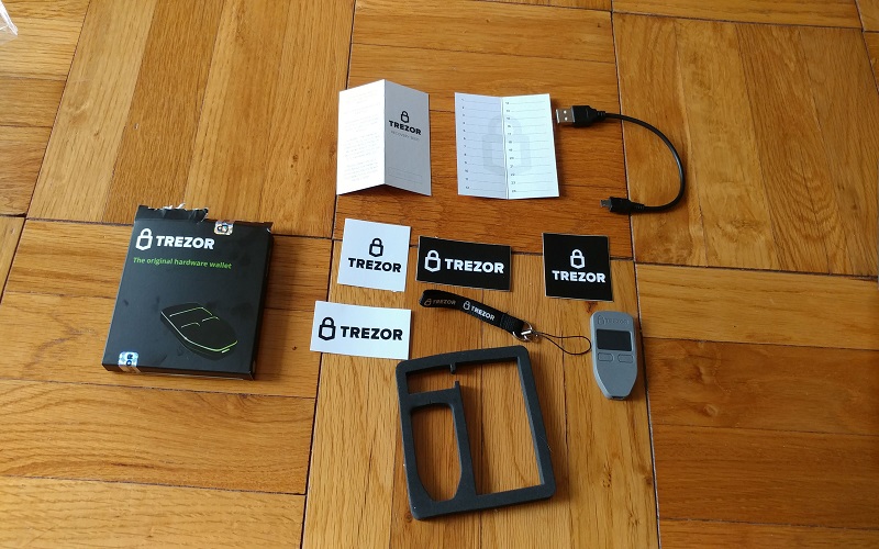 استفاده از کیف پول Trezor