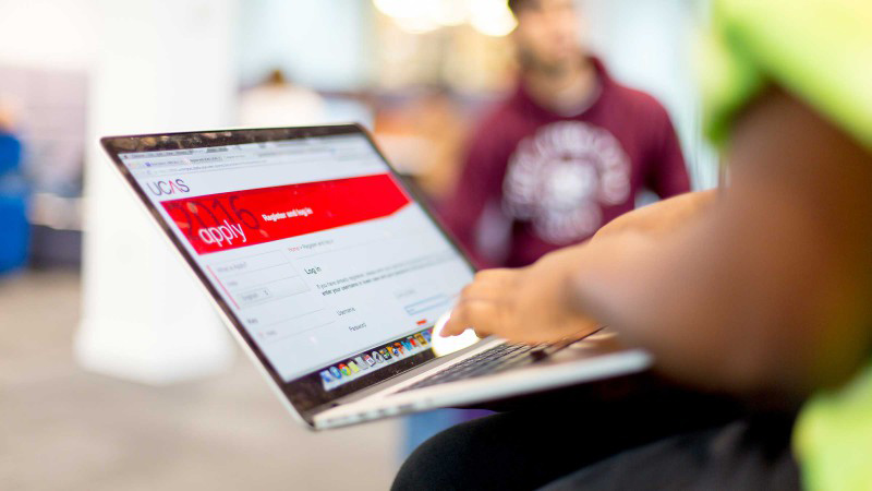 بهترین زمان ثبت نام تافل اپلای