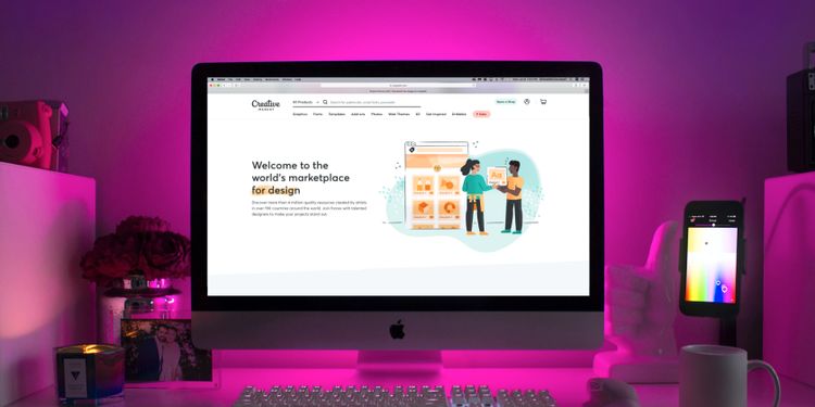 خرید از سایت Creative Market