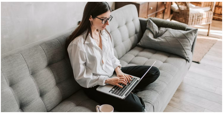 Data Analyst (تحلیلگر داده)