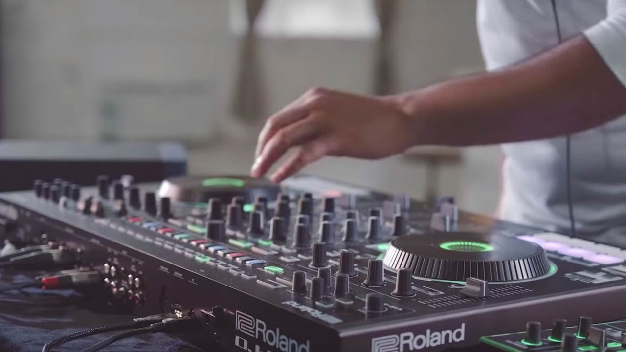 دانلود میکس (mixes) و ست (sets)