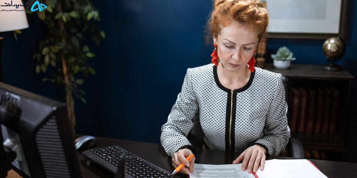 تحلیلگر هوش تجاری