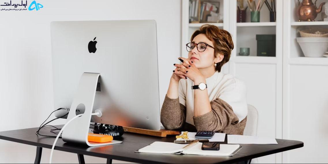 ایمیل تجاری غیرحرفه ای
