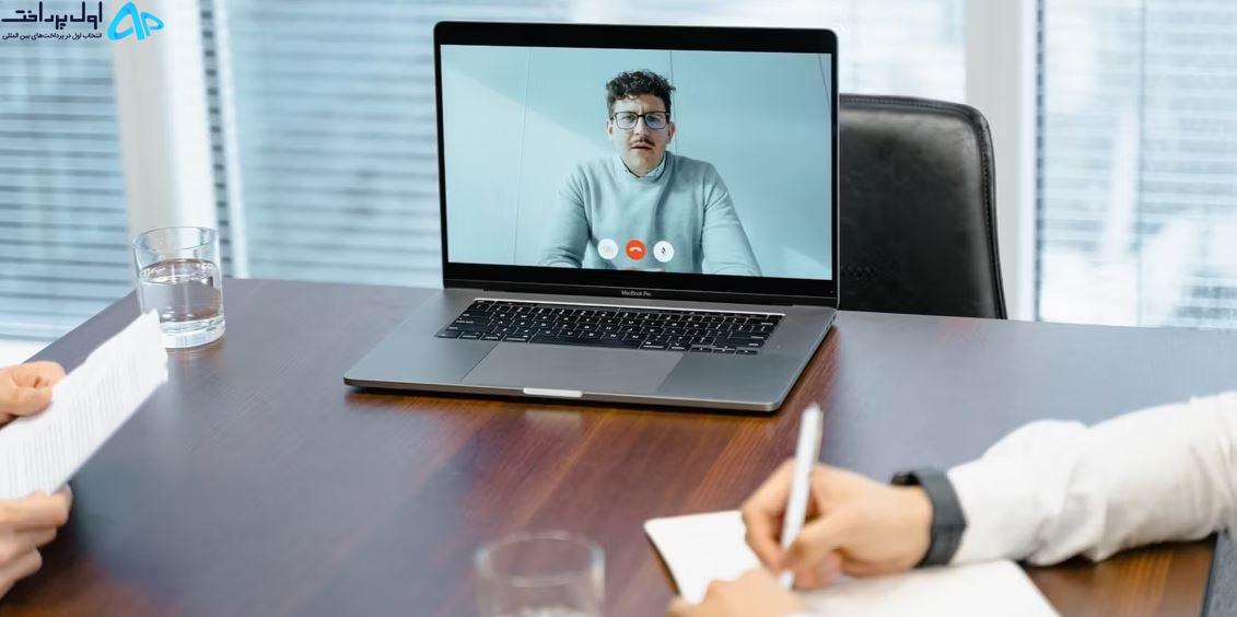 ابزار ضروری برای جلسات آنلاین